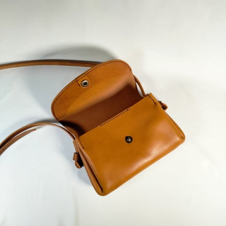 アコーディオン型のショルダーバッグ　全8色