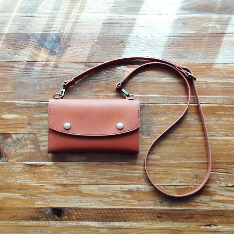 お財布ショルダーバッグ 少し大きめ ダブルホック | 革小物 ng 