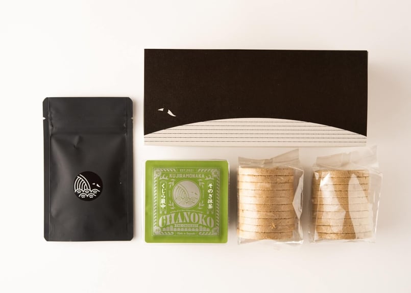 東彼杵土産】くじら最中（10個入） | くじらの髭