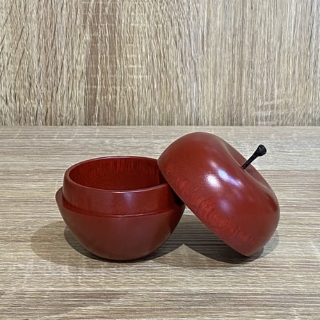 奥の麻衣子　りんご (蓋物)大
