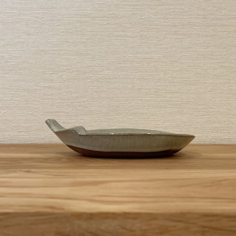 なすび皿(中)