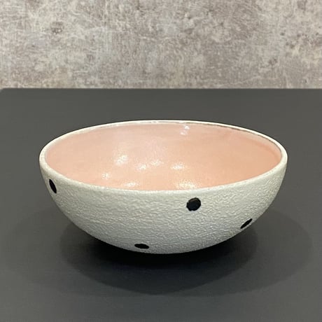 雅峰窯　ドット紋鉢　(内ピンク)