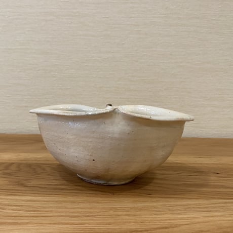 りんご鉢　粉引・小