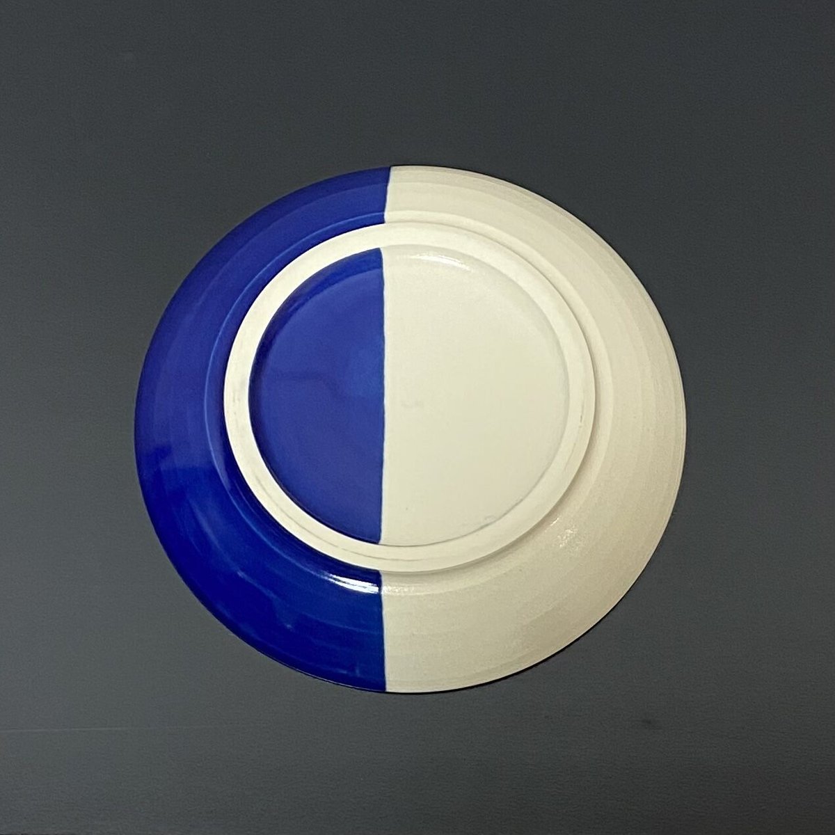 高江洲陶磁器 唐草模様皿 青・7寸 | 久遠