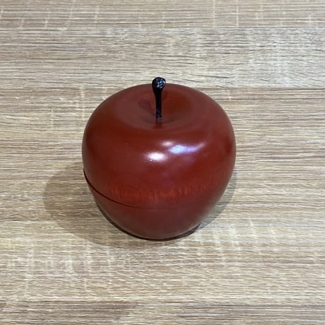 奥の麻衣子　りんご (蓋物)大