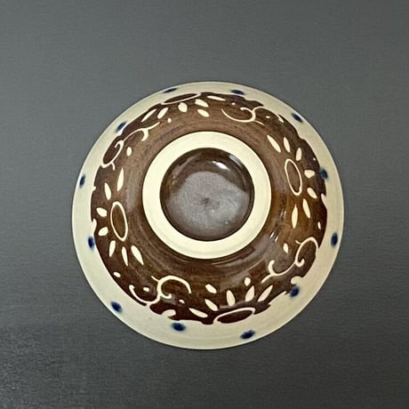 高江洲陶磁器　唐草マカイ　茶