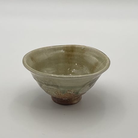 新　学　　灰釉飯碗