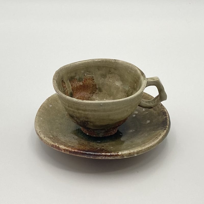 ◎【2517】120.アザラシ　皿…備前焼 備前焼 皿 Amazon.co.jp: 人間国宝 伊勢崎淳 備前焼 深皿 幅24cm