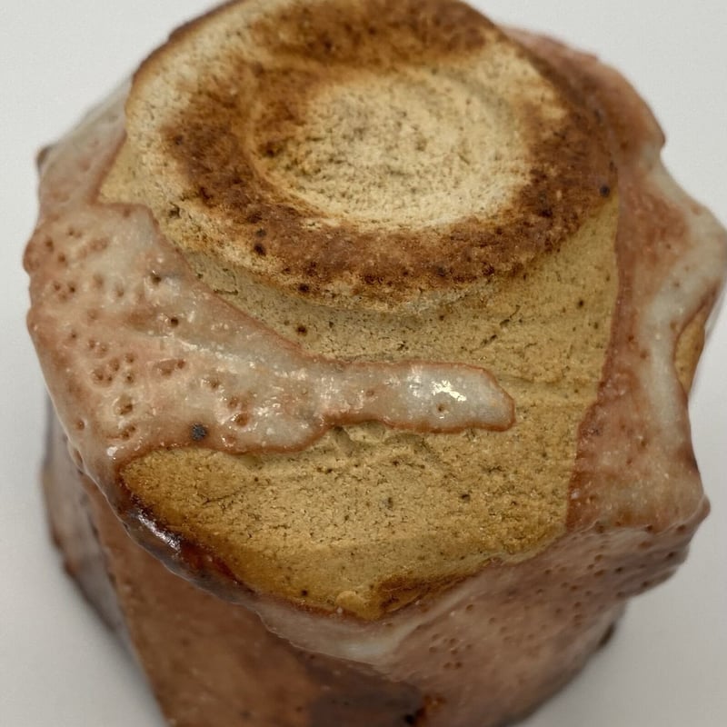 新学 志野鎬ぐい呑 | 久遠