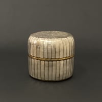 studio iiro   削蓋物