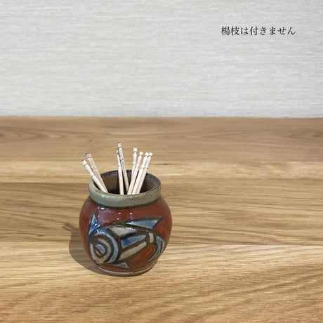 赤絵魚文小壷