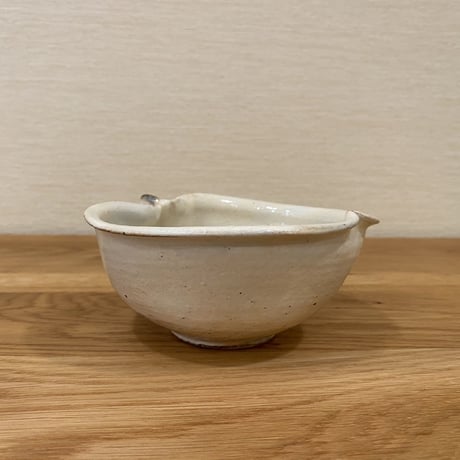 りんご鉢　粉引・小