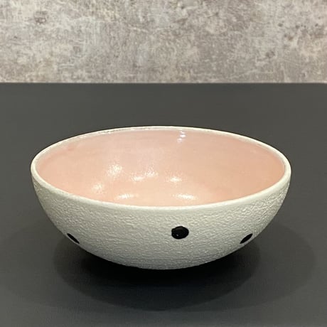 雅峰窯　ドット紋鉢　(内ピンク)