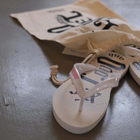 INTOXIC.  beach sandals