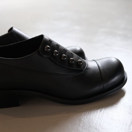 BEAUTIFUL SHOES　BUTTONED  SHOES