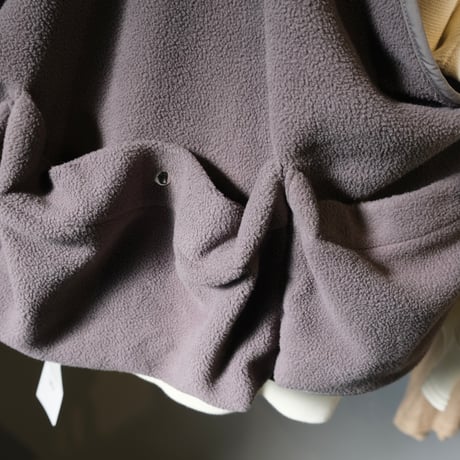 M53. FLEECE FIELD VEST