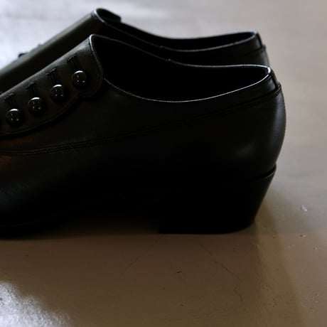 BEAUTIFUL SHOES　BUTTONED  SHOES