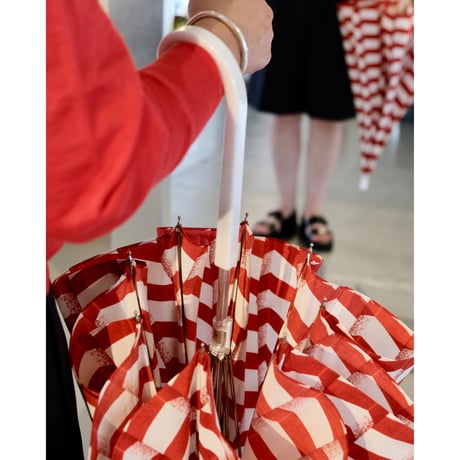 bonbon store  だまし絵ボーダー長傘（レッド）