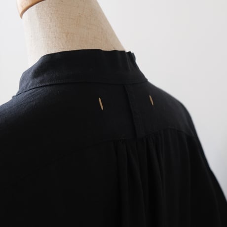 ブラック ペザントドレス A211-14秋冬用 ペザントドレス | STORES