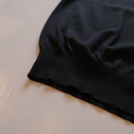 SINME    バイカラーポロニット    S21-AW-10-01    ブラック × ホワイト