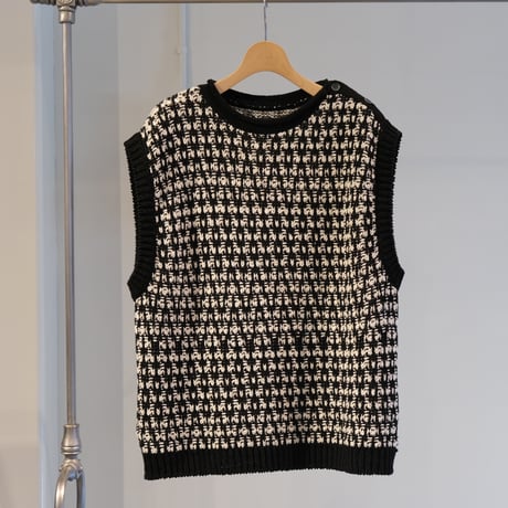 BATONER  MEN  MIX JACQUARD VEST   	 BN-24SM-024