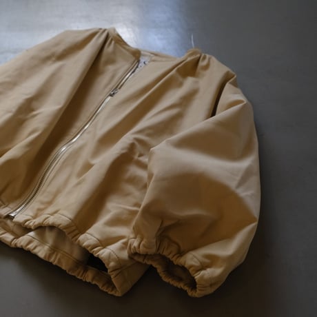 SISII 　 Cropped Gather Jacket　~MACADAMIA~