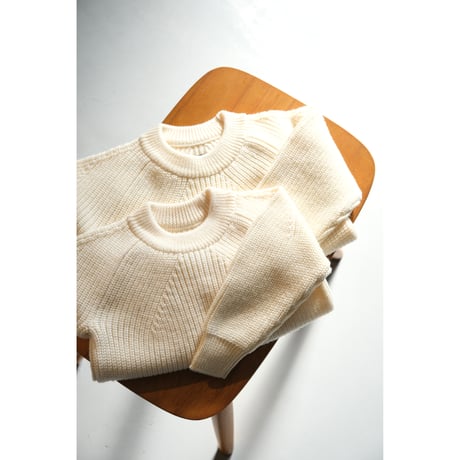 BATONER 《 KIDS 》SIGNATURE  CREW NECK