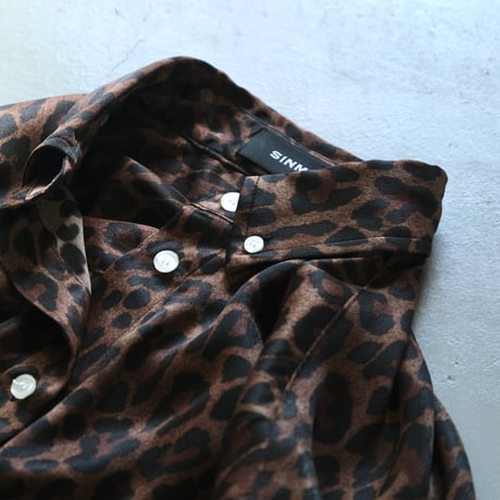 板谷由夏 | STORES