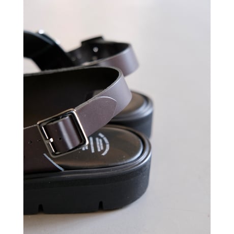 BEAUTIFUL SHOSE ｜ S.S.BELT SANDALS ｜GLOXI CUT SOLE  ｜ BROWN