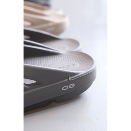 OOFOS　OOriginal　Slate 2000010046182
