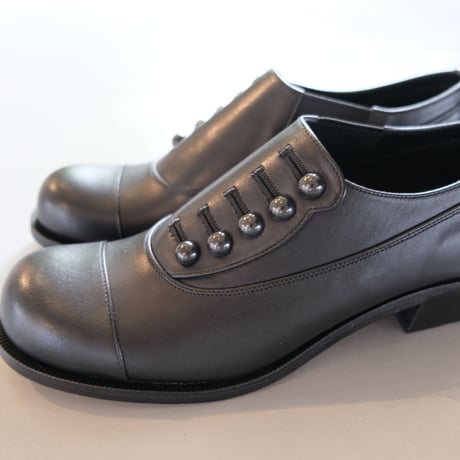 BEAUTIFUL SHOES　BUTTONED  SHOES