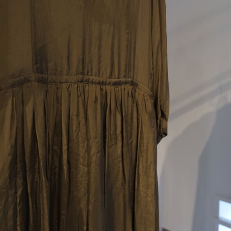 suzuki takayuki　dropped torso dress　Kahki　A221-20