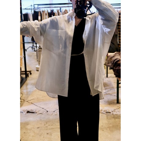 M53. LINEN WHITE SHIRT