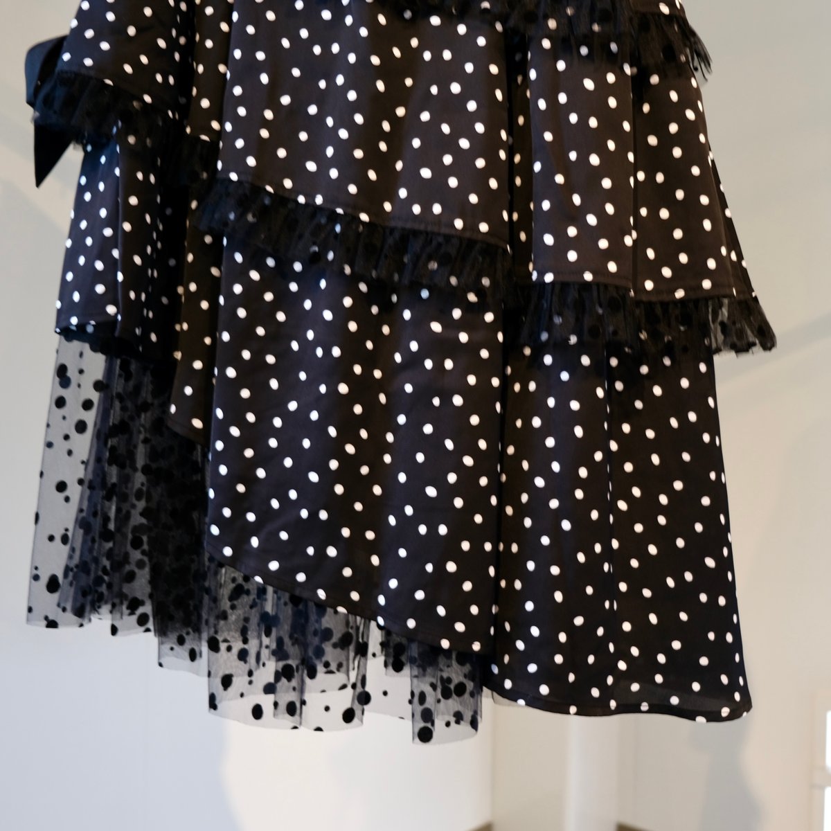 週末限定価格Thomas magpie randomdot on skirt Thomas magpie randomdot on dot skirt (2way) 2