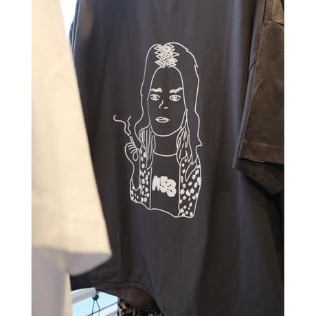 M53. KATE T-SHIRT