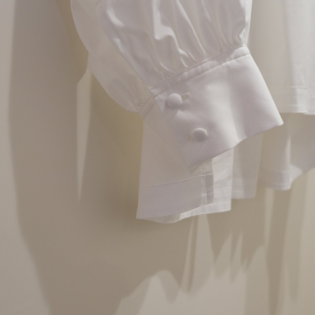 未使用★SINME シンメ★ボリュームシャツ　S490 SINME ボリュームシャツ ホワイト S490 | geep