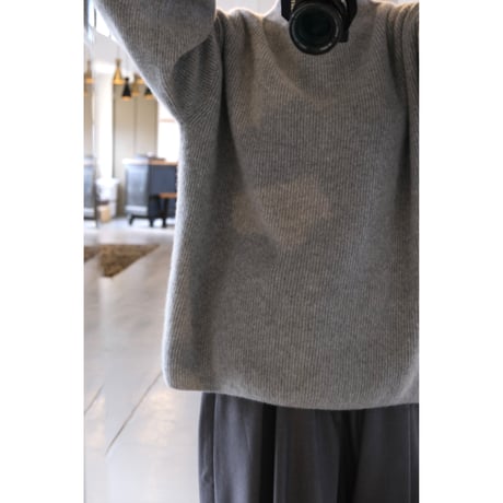 BATONER Woman CASHMERE FOX BOAT NECK FINGERHALL GRAY