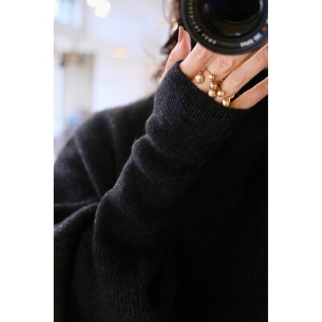 BATONER  Women CASHMERE FOX FINGERHOLE BOAT NECK