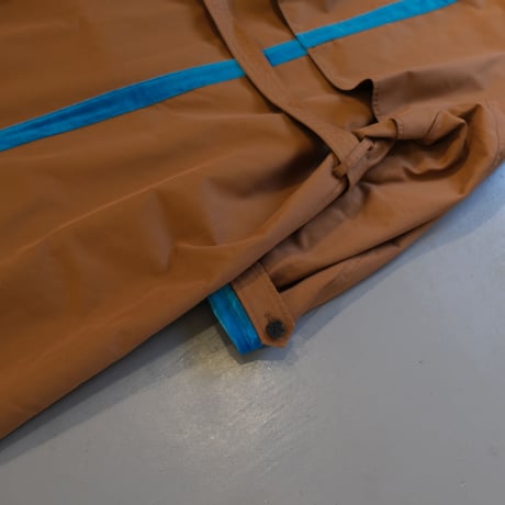 THOMAS  MAGPIE    back line coat　BROWN×TURQUOISE　【2213205】