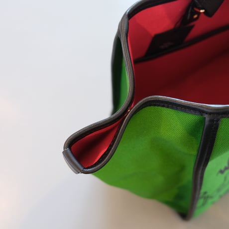 intoxic　LIMITED EDITION LADY 4HANDLES　UB-150