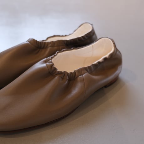 BEAUTIFUL SHOES　BALLETSHOES　BSS1712012　KAHKI BROWN
