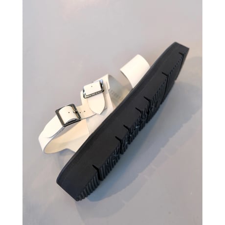 BEAUTIFUL SHOSE ｜ S.S.BELT SANDALS ｜ GLOXI CUT THICK SOLE｜ IVORY