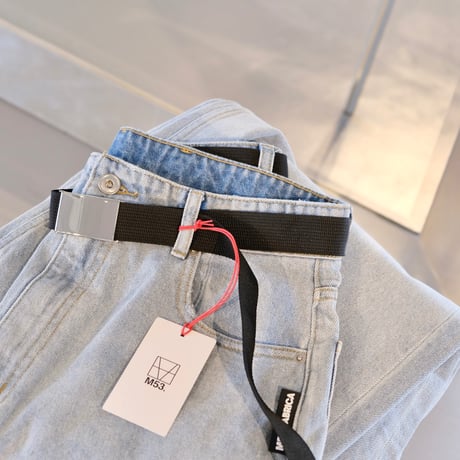 M53.  BELTED BAGGY DENIM