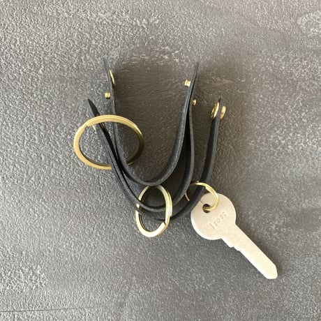 FOLD 3R KEY HOLDER   BLACK