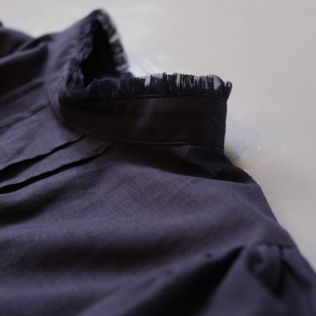 SINME  シンメ　ハイネックピンタックOP ネイビー　S21-AW-13-01