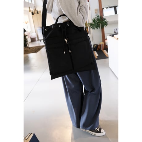 M53.   DOCKING HELMET BAG