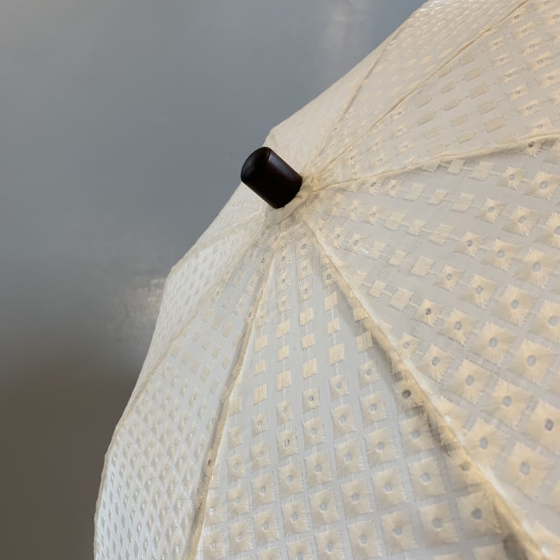 bonbonstore 刺繍日傘/ドット 40cmショートタイプ（オフホワイト） | geep