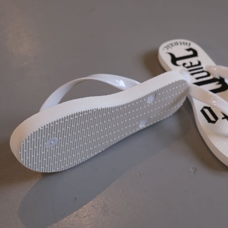 INTOXIC.  beach sandals