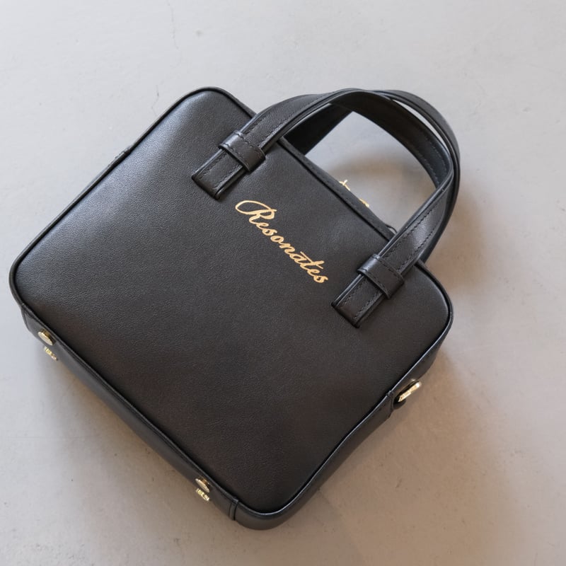 intoxic. イントキシック RESONATES LITTLE IDIOT PLAIN R