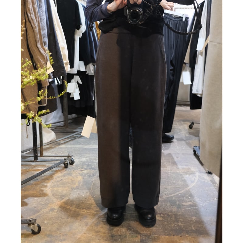 suzuki takayuki sweat pants / wide-straight | suzuki takayuki sweat pants / wide-straight |
